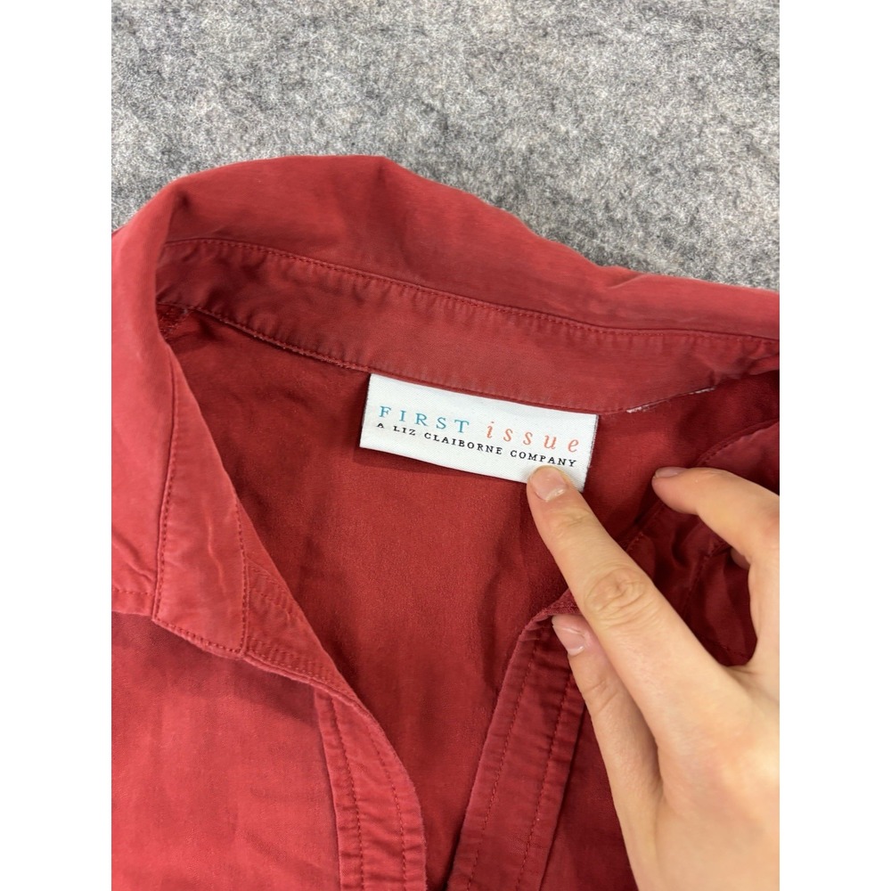 Liz Claiborne First Issue Women's 100% Silk Long Sleeve Button Down Red Size 12 - Picture 3 of 7